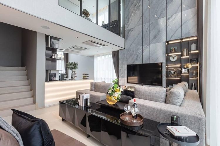 อื่นๆ 314 ตร.ม. 3 ห้องนอน 5 ห้องน้ำ ทาวน์เฮาส์สำหรับ ขายใน จอมพล รูปที่ 2