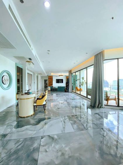 ตกแต่งครบ Supalai 355 ตร.ม. 3 ห้องนอน 6 ห้องน้ำ คอนโดสำหรับ ขายใน คลองตันเหนือ