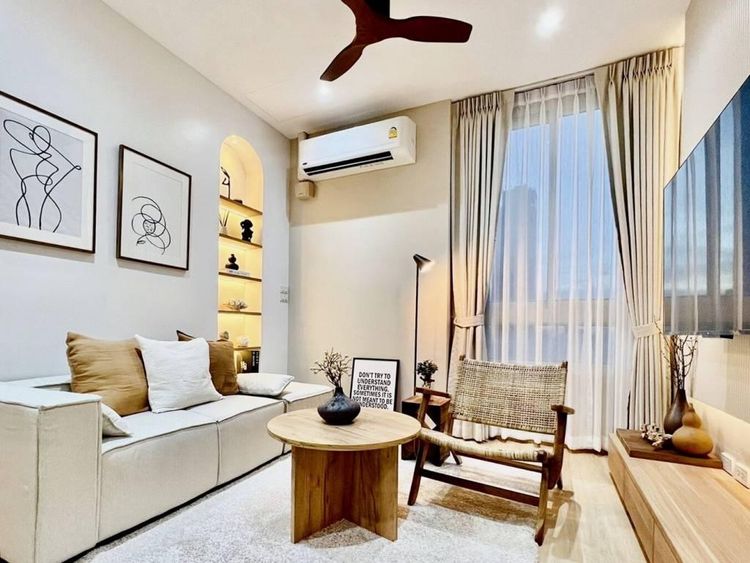 ตกแต่งครบ อื่นๆ 67 ตร.ม. 2 ห้องนอน 1 ห้องน้ำ คอนโดสำหรับ ขายใน ถนนพญาไท