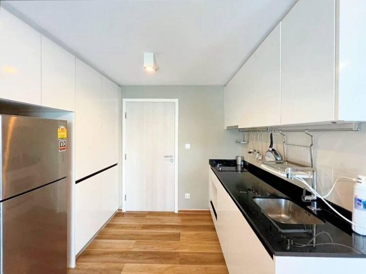 ตกแต่งครบ Major Development 30 ตร.ม. 1 ห้องนอน 1 ห้องน้ำ คอนโดสำหรับ ขายใน คลองตันเหนือ รูปที่ 4