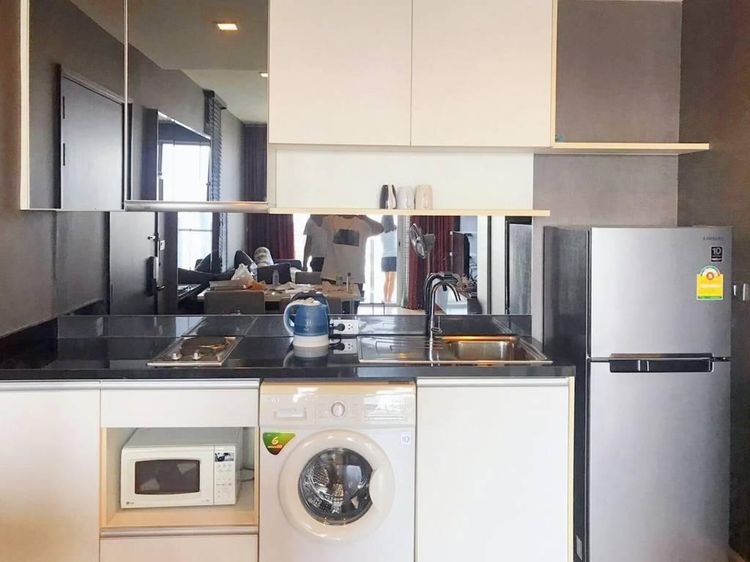 ตกแต่งครบ 2013 อื่นๆ 51 ตร.ม. 1 ห้องนอน 1 ห้องน้ำ คอนโดสำหรับ ขายใน พระโขนงเหนือ รูปที่ 3