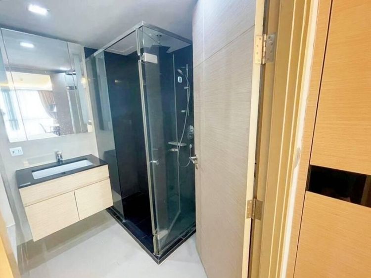 ตกแต่งครบ Sansiri 47 ตร.ม. 1 ห้องนอน 1 ห้องน้ำ คอนโดสำหรับ ขายใน คลองตัน รูปที่ 3