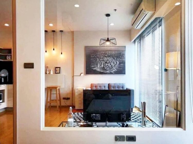 ตกแต่งครบ อื่นๆ 35 ตร.ม. 1 ห้องนอน 1 ห้องน้ำ คอนโดสำหรับ ขายใน บางลำพูล่าง รูปที่ 3