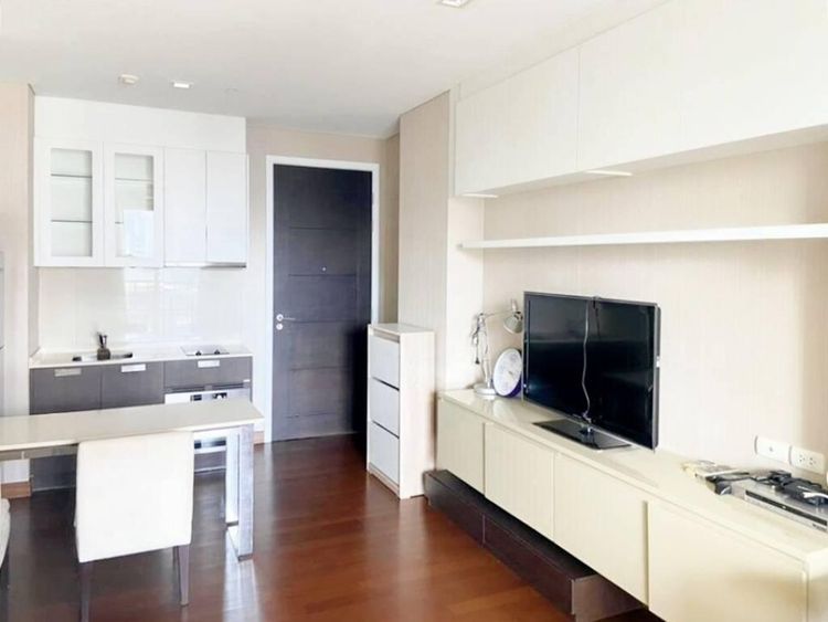 ตกแต่งครบ อื่นๆ 43 ตร.ม. 1 ห้องนอน 1 ห้องน้ำ คอนโดสำหรับ ขายใน คลองตันเหนือ รูปที่ 3