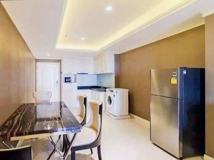 ตกแต่งครบ 2010 อื่นๆ 68 ตร.ม. 1 ห้องนอน 1 ห้องน้ำ คอนโดสำหรับ ขายใน สีลม รูปที่ 4