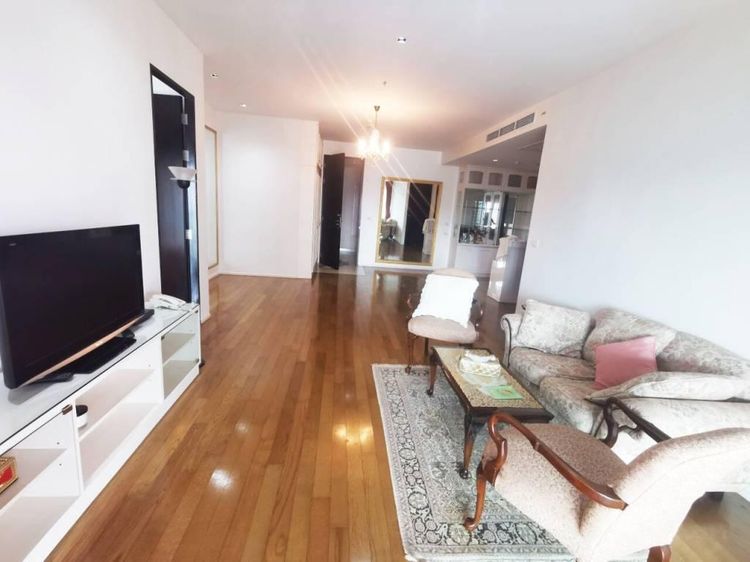 ตกแต่งครบ อื่นๆ 114 ตร.ม. 2 ห้องนอน 2 ห้องน้ำ คอนโดสำหรับ ขายใน คลองเตยเหนือ รูปที่ 2