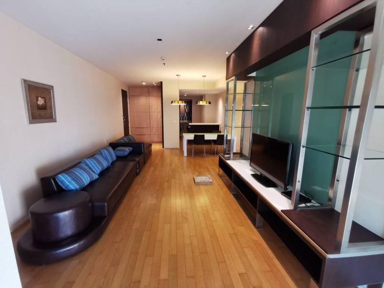 ตกแต่งครบ อื่นๆ 220 ตร.ม. 3 ห้องนอน 3 ห้องน้ำ คอนโดสำหรับ ขายใน คลองเตยเหนือ รูปที่ 2