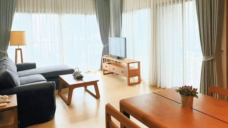 ตกแต่งครบ Noble Development 90 ตร.ม. 2 ห้องนอน 2 ห้องน้ำ คอนโดสำหรับ ขายใน พระโขนงเหนือ