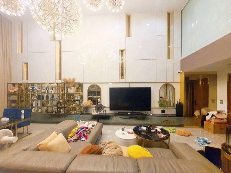 ตกแต่งครบ อื่นๆ 385 ตร.ม. 3 ห้องนอน 4 ห้องน้ำ ทาวน์เฮาส์สำหรับ ขายใน ลาดพร้าว รูปที่ 4