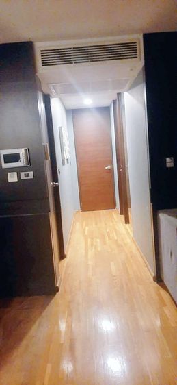 ตกแต่งครบ อื่นๆ 70 ตร.ม. 2 ห้องนอน 2 ห้องน้ำ คอนโดสำหรับ ขายใน สีลม รูปที่ 3