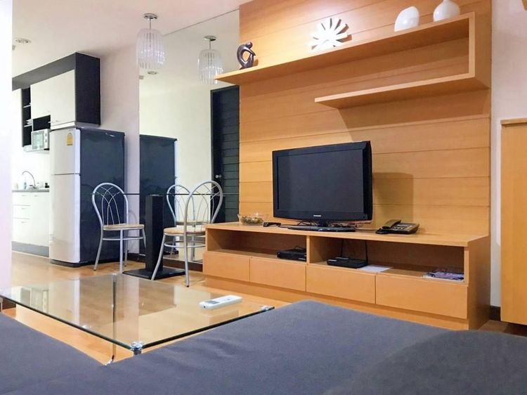 ตกแต่งครบ อื่นๆ 46 ตร.ม. 1 ห้องนอน 1 ห้องน้ำ คอนโดสำหรับ ขายใน คลองตันเหนือ รูปที่ 2