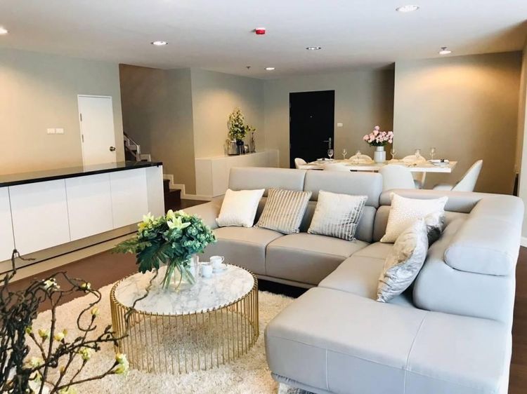 241 ตร.ม. 5 ห้องนอน 5 ห้องน้ำ คอนโดสำหรับ ขาย &amp; เช่าใน ห้วยขวาง