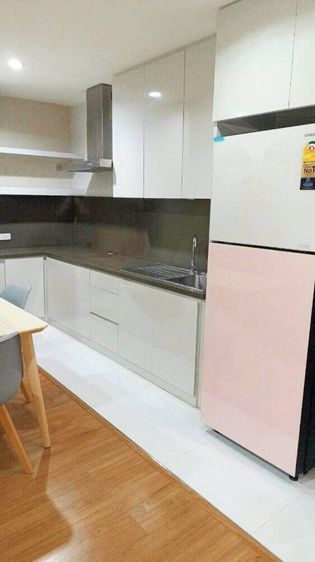 ตกแต่งครบ อื่นๆ 100 ตร.ม. 2 ห้องนอน 2 ห้องน้ำ คอนโดสำหรับ ขาย &amp; เช่าใน ลุมพินี รูปที่ 4