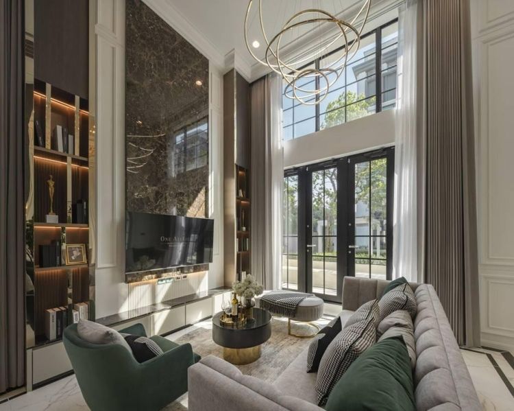 568 ตร.ม. 3 ห้องนอน 4 ห้องน้ำ ทาวน์เฮาส์สำหรับ ขายใน เสนานิคม