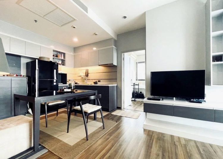 ตกแต่งครบ Sansiri 45 ตร.ม. 1 ห้องนอน 1 ห้องน้ำ คอนโดสำหรับ ขายใน พระโขนงเหนือ รูปที่ 2