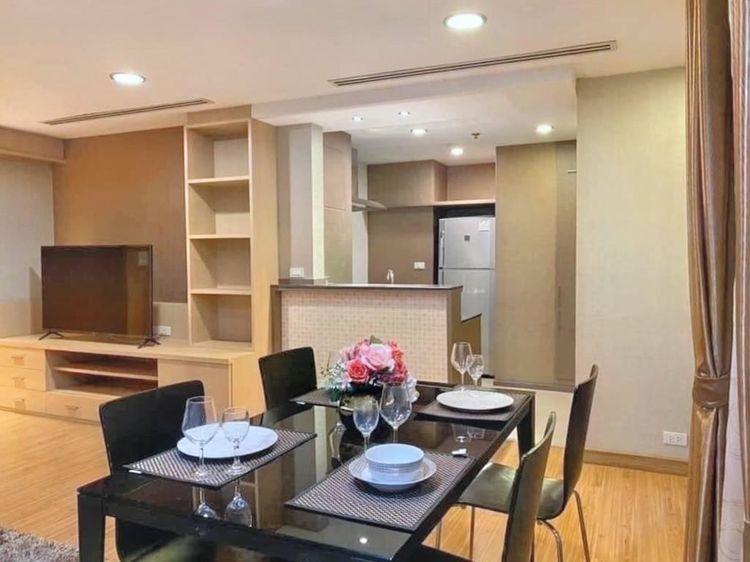 ตกแต่งครบ อื่นๆ 90 ตร.ม. 1 ห้องนอน 1 ห้องน้ำ คอนโดสำหรับ ขายใน คลองตันเหนือ รูปที่ 3