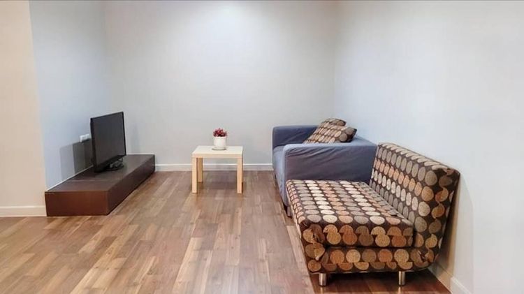 65 ตร.ม. 2 ห้องนอน 1 ห้องน้ำ คอนโดสำหรับ ขายใน พระโขนงเหนือ