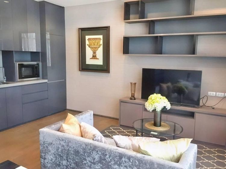 ตกแต่งครบ อื่นๆ 52 ตร.ม. 1 ห้องนอน 1 ห้องน้ำ คอนโดสำหรับ ขายใน สีลม รูปที่ 2