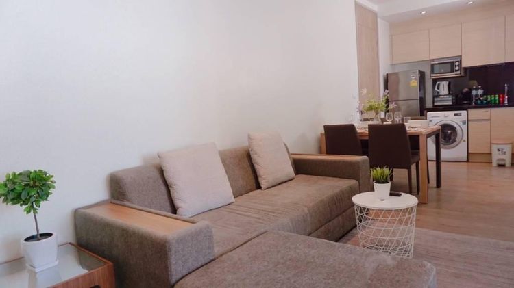 ตกแต่งครบ อื่นๆ 57 ตร.ม. 2 ห้องนอน 2 ห้องน้ำ คอนโดสำหรับ ขายใน คลองตัน รูปที่ 2