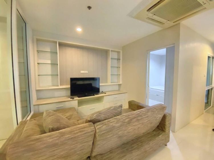 ตกแต่งครบ อื่นๆ 52 ตร.ม. 2 ห้องนอน 1 ห้องน้ำ คอนโดสำหรับ ขายใน คลองเตยเหนือ รูปที่ 2