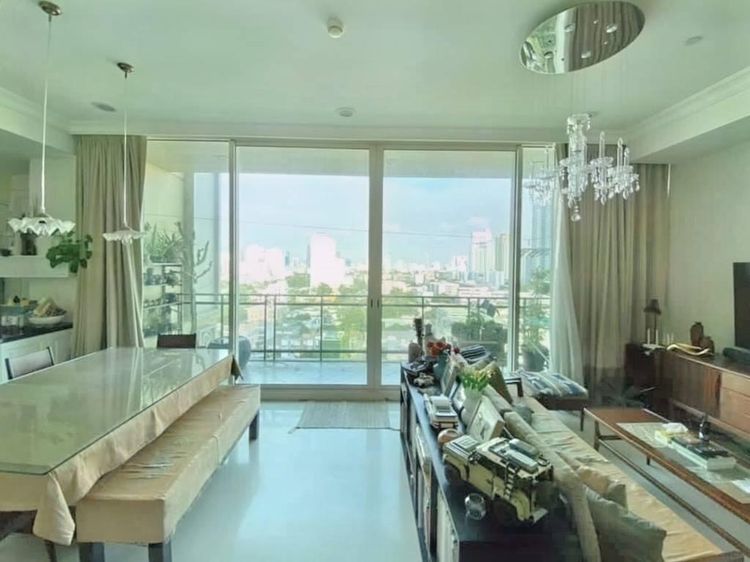 ตกแต่งครบ Major Development 111 ตร.ม. 2 ห้องนอน 2 ห้องน้ำ คอนโดสำหรับ ขายใน คลองตันเหนือ