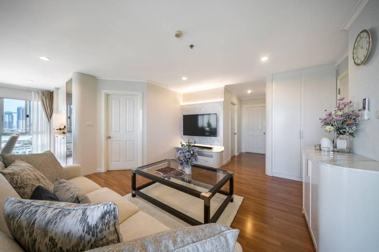 ตกแต่งครบ LPN Development 103 ตร.ม. 3 ห้องนอน 2 ห้องน้ำ คอนโดสำหรับ ขาย & เช่าใน ยานนาวา รูปที่ 3