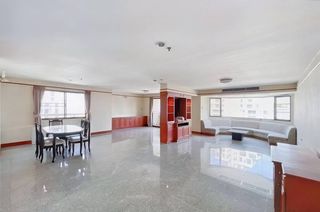 265 ตร.ม. 3 ห้องนอน 3 ห้องน้ำ คอนโดสำหรับ ขายใน คลองตันเหนือ