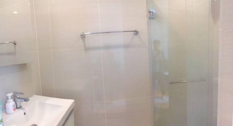 ตกแต่งครบ 2018 อื่นๆ 30 ตร.ม. 1 ห้องนอน 1 ห้องน้ำ คอนโดสำหรับ ขายใน คลองตัน รูปที่ 4