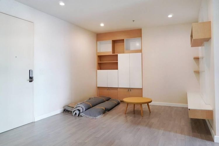 ตกแต่งครบ Land and Houses 58 ตร.ม. 1 ห้องนอน 1 ห้องน้ำ คอนโดสำหรับ ขายใน บางลำพูล่าง รูปที่ 2