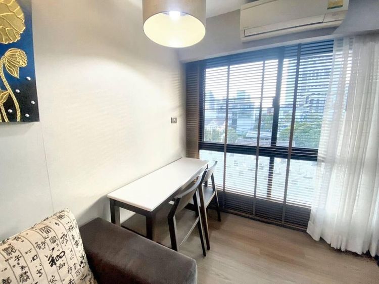 ตกแต่งครบ 2011 อื่นๆ 33 ตร.ม. 1 ห้องนอน 1 ห้องน้ำ คอนโดสำหรับ ขายใน คลองเตยเหนือ รูปที่ 4