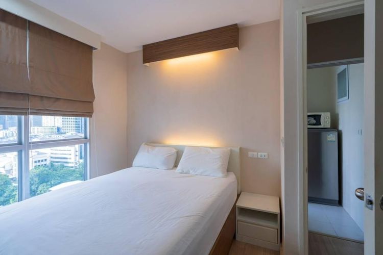 ตกแต่งครบ 2010 AP (Thailand) 37 ตร.ม. 1 ห้องนอน 1 ห้องน้ำ คอนโดสำหรับ ขายใน สีลม รูปที่ 4