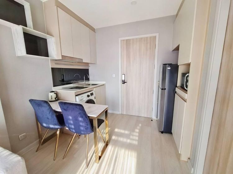 ตกแต่งครบ 2019 อื่นๆ 28 ตร.ม. 1 ห้องนอน 1 ห้องน้ำ คอนโดสำหรับ ขายใน ทุ่งมหาเมฆ รูปที่ 2