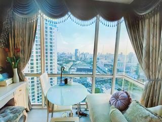 60 ตร.ม. 2 ห้องนอน 2 ห้องน้ำ คอนโดสำหรับ ขายใน ห้วยขวาง