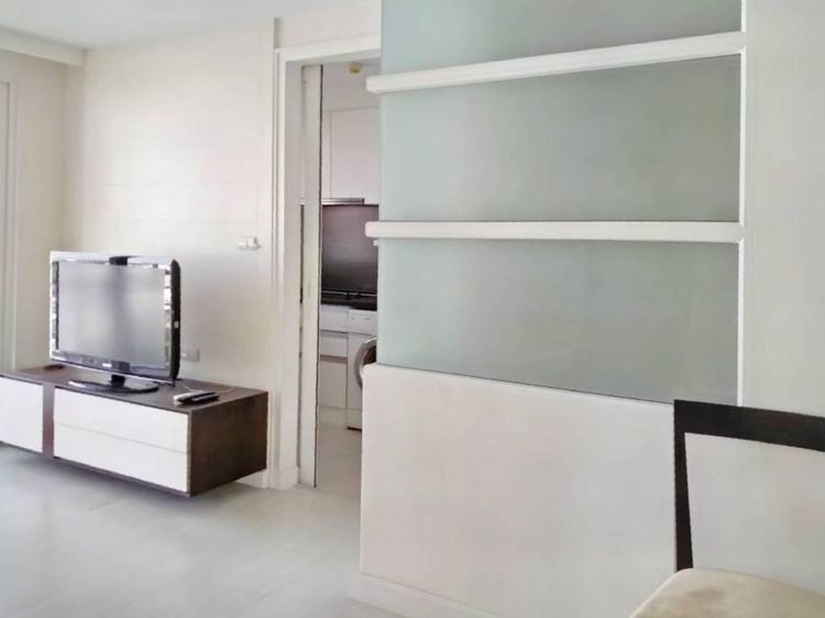 ตกแต่งครบ 2010 Land and Houses 2 ห้องนอน 2 ห้องน้ำ 63.84 ตารางเมตร เดอะบางกอกสาทร - ตากสิน รูปที่ 2