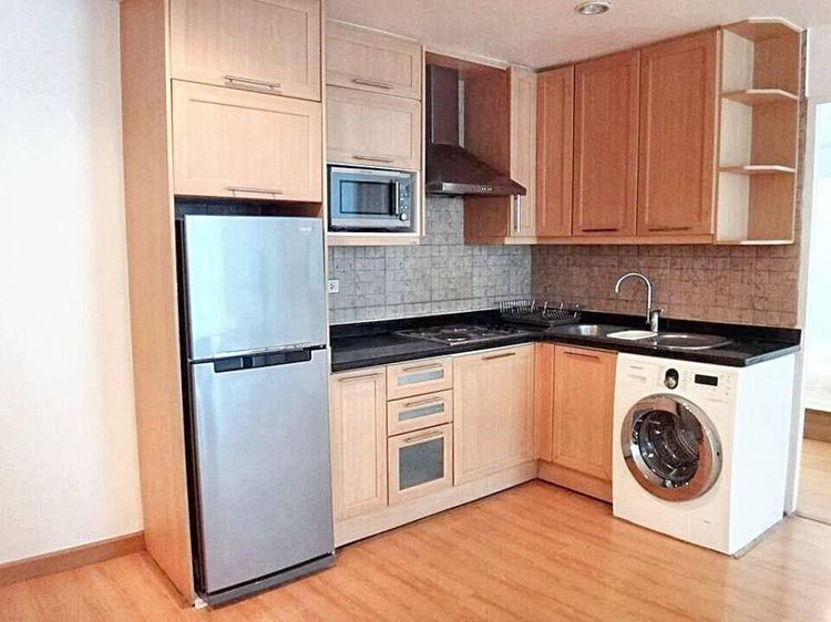 ตกแต่งครบ 2010 อื่นๆ 2 ห้องนอน 2 ห้องน้ำ 99 ตารางเมตร สีลมเทอเรส รูปที่ 3