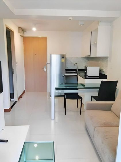 ตกแต่งครบ 2013 อื่นๆ 33 ตร.ม. 1 ห้องนอน 1 ห้องน้ำ คอนโดสำหรับ ขายใน คลองตันเหนือ รูปที่ 2