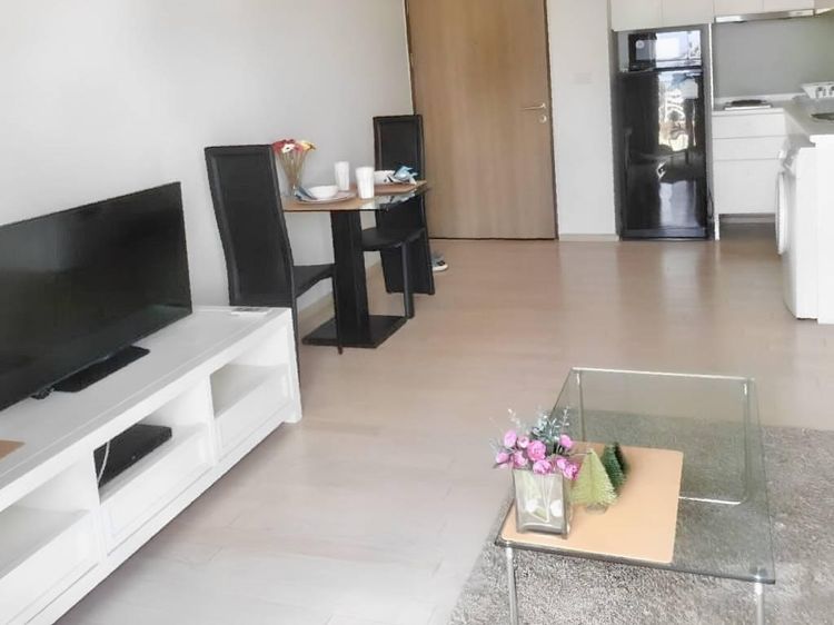 ตกแต่งครบ 2010 Noble Development 45 ตร.ม. 1 ห้องนอน 1 ห้องน้ำ คอนโดสำหรับ ขายใน คลองตันเหนือ รูปที่ 3