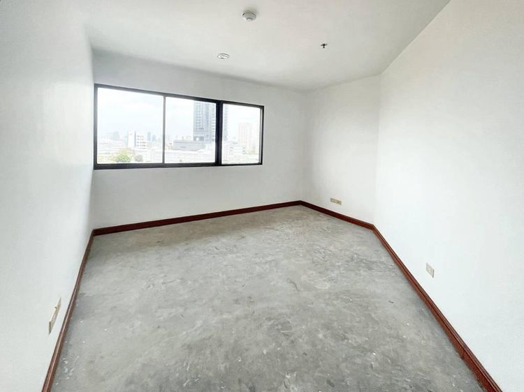 2010 อื่นๆ 164 ตร.ม. 3 ห้องนอน 2 ห้องน้ำ คอนโดสำหรับ ขายใน บางโคล่ รูปที่ 4