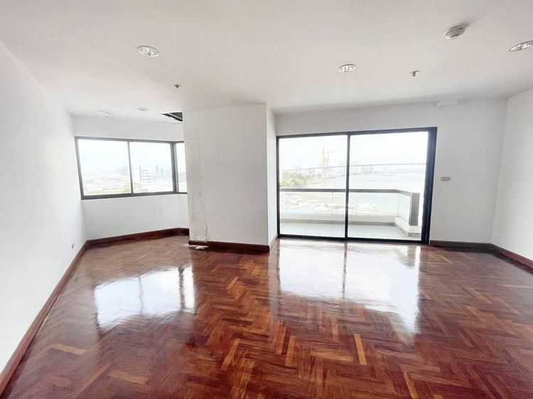 2010 อื่นๆ 164 ตร.ม. 3 ห้องนอน 2 ห้องน้ำ คอนโดสำหรับ ขายใน บางโคล่