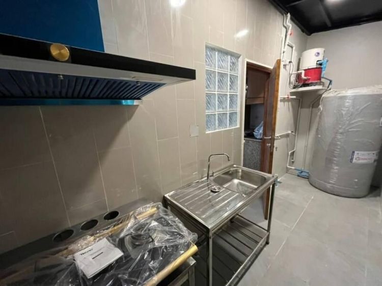 ตกแต่งครบ อื่นๆ 220 ตร.ม. 3 ห้องนอน 3 ห้องน้ำ ทาวน์เฮาส์สำหรับ ขายใน บางนา รูปที่ 4