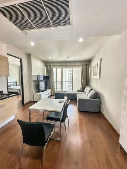 58 ตร.ม. 1 ห้องนอน 1 ห้องน้ำ คอนโดสำหรับ ขายใน ลุมพินี