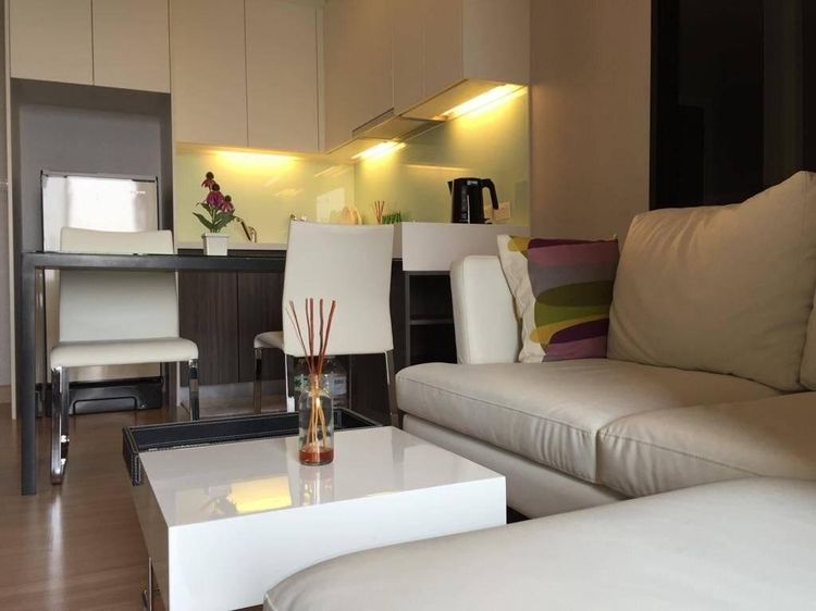 ตกแต่งครบ 2013 อื่นๆ รีวิวคอนโด Urbano Absolute Sathon-Taksin ใจกลางกรุงเทพ