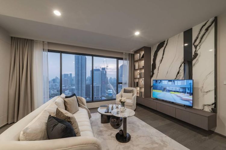 ตกแต่งครบ 2022 Ananda Development 102 ตร.ม. 3 ห้องนอน 3 ห้องน้ำ คอนโดสำหรับ ขายใน คลองเตย รูปที่ 3