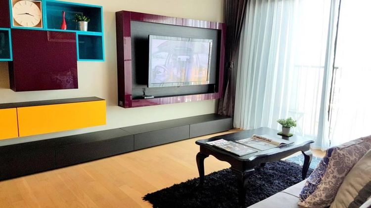 ตกแต่งครบ 2011 Noble Development 53 ตร.ม. 1 ห้องนอน 1 ห้องน้ำ คอนโดสำหรับ ขาย &amp; เช่าใน พระโขนงเหนือ