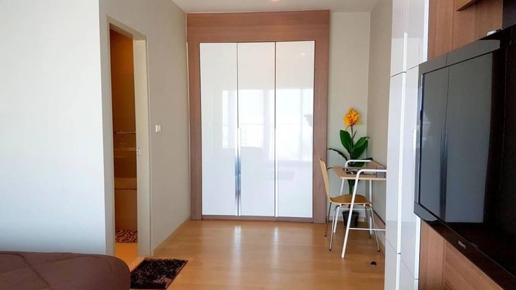 ตกแต่งครบ 2011 Noble Development 53 ตร.ม. 1 ห้องนอน 1 ห้องน้ำ คอนโดสำหรับ ขาย & เช่าใน พระโขนงเหนือ รูปที่ 3