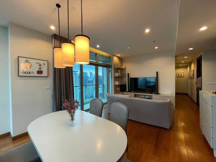 ตกแต่งครบ 2010 อื่นๆ 114 ตร.ม. 2 ห้องนอน 2 ห้องน้ำ คอนโดสำหรับ ขาย &amp; เช่าใน ลุมพินี