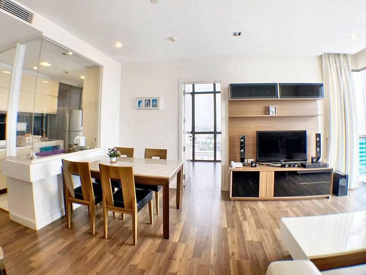 ตกแต่งครบ 2010 Land and Houses 77 ตร.ม. 2 ห้องนอน 2 ห้องน้ำ คอนโดสำหรับ ขายใน บางจาก รูปที่ 2