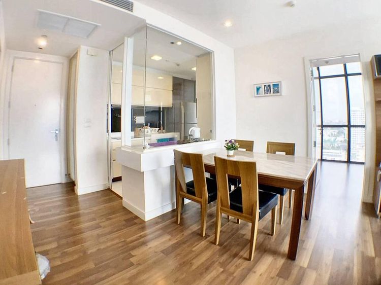 ตกแต่งครบ 2010 Land and Houses 77 ตร.ม. 2 ห้องนอน 2 ห้องน้ำ คอนโดสำหรับ ขายใน บางจาก รูปที่ 3