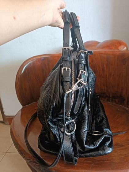 กระเป๋าแบรนด์ DOLCE GABBANA miss bunny มือสองของแท้ รูปที่ 4