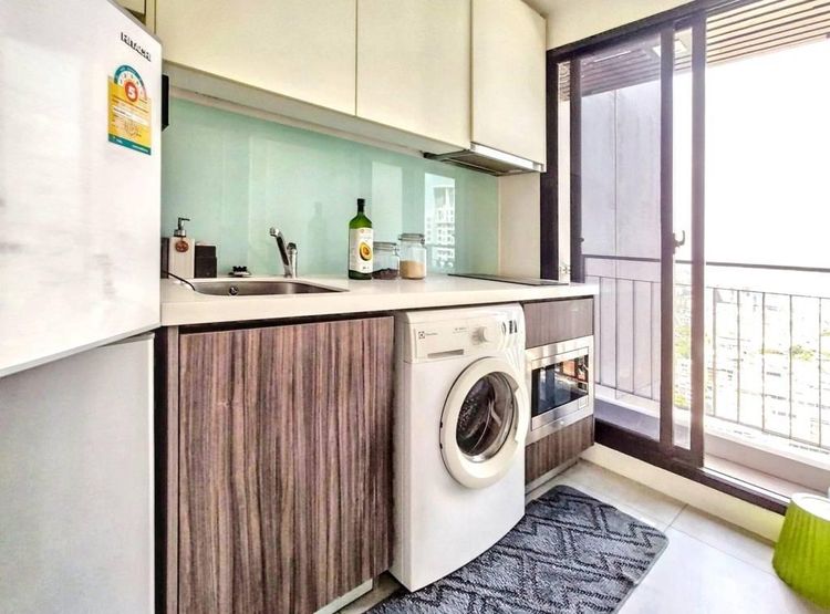 ตกแต่งครบ 2013 อื่นๆ 30 ตร.ม. 1 ห้องนอน 1 ห้องน้ำ คอนโดสำหรับ ขายใน คลองต้นไทร รูปที่ 3